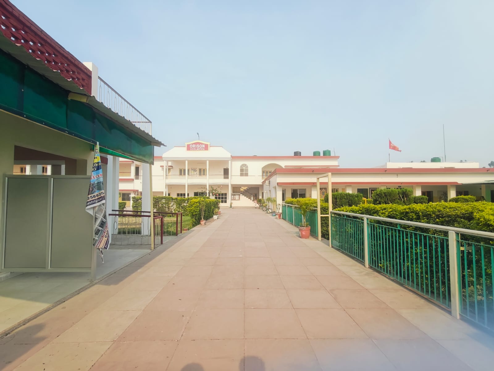 Orison Scolastica campus — view 1